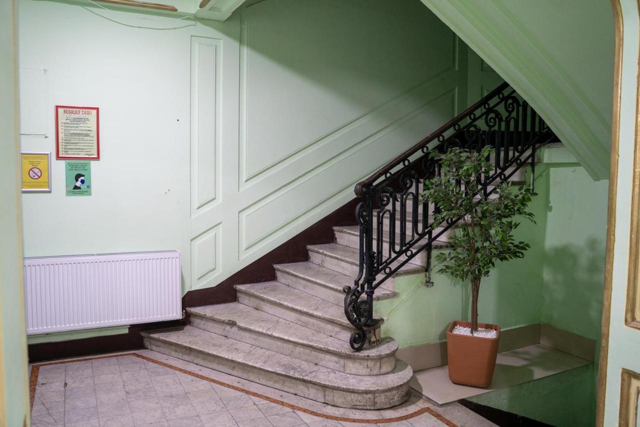 Live Bucharest Apartment Luaran gambar